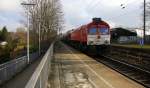 Die Class 66 DE6310  Griet  von Crossrail kommt mit einem langen Silozug durch Kohlscheid aus Buna-Werke(D) nach Herentals(B) und fährt die Kohlscheider-Rampe hoch nach Aachen-West.