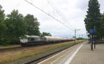 Die Class 66  6603 von Captrain  kommt mit einem Kurzen Gasleerzug aus Antwerpen-Alaska(B) nach Geleen-Lutterade(NL) und fährt in Geleen-Lutterade(NL) ein. Aufgenommen in Geleen-Lutterade(NL).
Bei Regenwetter am 14.7.2015.