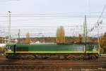 Die Class 66 PB08 von Crossrail fährt als Lokzug von Aachen-West nach Montzen/Belgien bei der Ausfahrt aus Aachen-West in Richtung Montzen/Belgien.
Aufgenommen vom Bahnsteig in Aachen-West. 
Bei schönem Herbstwetter am Mittag vom 8.11.2015.