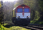 Die Class 66 DE6301  Debora  von Crossrail kommt als Lokzug aus Montzen(B) die Gemmenicher-Rampe herunter nach Aachen-West. 
Aufgenommen an der Montzenroute am Gemmenicher-Weg.
Bei schönem Frühlingswetter am Nachmittag vom 20.4.2016.