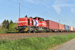 DE713  der RHC mit einem langen Kastelzug nach Rheinhausen bei Kaarst Broicherseite am 18.4.2019