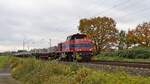 Alpha Trains Belgium 271 017-6, vermietet an LoConnect, mit Schwellenzug in Richtung Bremen (Rohrsen, 08.11.2023).