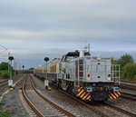 Abfahrt! Nachdem Richtungswechsel des Shell Rheingold Sonderzuges DPE 20047 Wesseling - Brühl-Vochem - Köln Hbf ging es wieder auf die Strecke der DB. Organisiert wurde die Fahrt von Shell. Die fahrt ging unteranderem durch die Shell Raffinerie Godorf. Hier zieht die DE 708 271 040-8 während die DE 707 271 039-0 hinten schiebt.

Brühl Vochem 06.10.2016