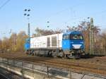 Durchfahrt der 272 001-9 von Vossloh (Typ G 2000-3 BB) aus Richtung Bochum-Nord kommend durch Bochum-Langendreer am 20. November 2009.