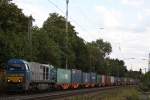 Die HGK DH 751 am 5.9.11 mit einem Containerzug bei der Durchfahrt durch Ratingen-Lintorf.