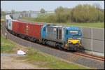 Vossloh G2000 BB bei der fahrt mit ihrem Containerzug in höhe der Schäferei auf dem Wilhelmshavener Industriegleis. 02/05/2016