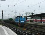 275 850-6 der SLG mit einem Bauzug(?) bei der Durchfahrt Bremen Hbf 18.8.10