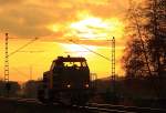 275 805-0 Sonata bei Staffelstein während des Sonnenuntergangs am 12.11.2015.