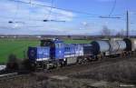 LEUNA 275 014-9 InfraLeuna GmbH Lok 211 (Bj. 2010, Vossloh) vor Kesselzug DGZ 99614 Großkorbetha - Bitterfeld, fotografiert in Halle (Saale) am 08.01.2014