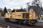 H.F. Wiebe GmbH & Co. KG, Nienburg (Weser) mit ihrer  Wiebe-Lok Nr.12  (NVR:  92 80 1277 018-8 D-BLP ) am 15.03.24 Höhe Bahnhof Berlin-Hirschgarten.