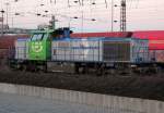 277 030-3 der LDS, abgestellt in der Nhe von Kln Eifeltor am Abend des 02.04.2013, Fotostandpunkt ein ffent. Parkplatz