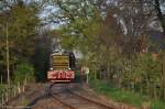 V36 005 mit Fotogterzug am 28.04.2012 bei Bruchhausen-Vilsen