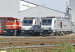 1 285 113-9 und -7, DE 802 und DE 801, sowie DE86 (alle RheinCargo) MaK 1002 in Brühl-Vochem - 20.09.2018