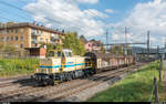 Müller Gleisbau 580 010 verlässt am 12. Oktober 2017 mit einem kurzen Güterzug den Bahnhof Winterthur Grüze.