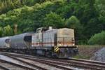 293 026-1 schiebt ein paar Wagen in den alten Bahnhof Rübeland.

Rübeland 08.08.2018