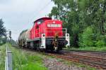 294 832-1 mit 2 Kesselwagen durch Bonn-Beuel - 26.07.2011