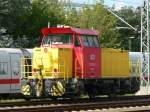 352 002-0 ist eine der wenigen DB-Loks mit individuellem Anstrich. Sie verrichtet ihre Dienste im ICE-Betriebswerk Rummelsburg, das am 13.9.2008 zum Tag der offenen Tr einlud. Auf der Lok konnten Kinder mitfahren.