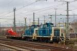 261 671-2 und 365 695-6 von der Aggerbahn standen am 22.02.2014 in Düsseldorf Hbf abgestellt.