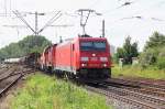 185 347-2 mit den Loks 362 926-8 und 261 064-0 im Schlepp und kurzem gemischtem Güterzug.