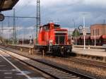 363 815-2 rangiert am 21.06.07 auf Gleis 2 des Aalener Bahnhofs.