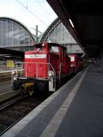 363 560-5 hat 181 209-9 mit IC in Frankfurt am Main Hbf bereitgestellt am 03.03.13