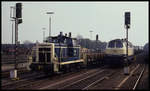 Bei der Durchfahrt in Büchen hielt ich am 26.4.1991 auf der Fahrt nach Berlin aus dem Zug heraus die im Bahnhof stehenden 365719 und 218324 um 14.06 Uhr im Bild fest.