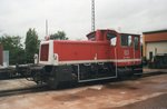 332 305,im Oktober 2000,in Kaiserslautern.