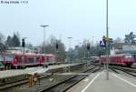 Von Singen kommt 650 203 in Friedrichshafen an und vor dem BOB-Depot ist 611 039 abgestellt.