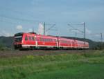 612 061 und ein weiterer 612er sind am 11.Mai 2011 als RE 3490 nach Saalfeld(Saale) bei Halach unterwegs.
