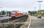 612 566 hlt als RE nach Schwandorf mit einem zweiten Regioswinger am Haken in Amberg.