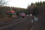 Noch 20 Minuten bis zum Sonnenuntergang. 

612 129 und ein weiterer 612er sind als RE Nrnberg - Dresden durch das Vogtland unterwegs.
Hier passieren sie den B KM 137.1 bei Kornbach.
29.12.2012