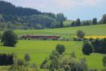 Am 20.05.2013 ist der 612 653 mit dem RE 3048 auf den Weg nach Lichtenfels und wird in wenigen Minuten seinen nchsten Halt in Marktschorgast erreichen.