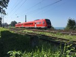 612 585 als Re 57622 nach Wangen im Allgäu kurz nach der abfahrt aus dem Inselbahnhof von Lindau am 31.08.16