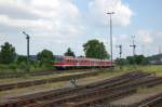 Aufgrund eines Weichenausbaus in Irrenlohe fuhren fr die  Prager  Ersatzgarnituren in Form von guten alten 614ern! Hier ist einer am ehemaligen Rangierbahnhof Luitpoldhtte bei Amberg zu sehen.