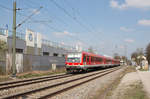 Der von der Gäubodenbahn stammende 628 425-1, der auf die Stadt Geiselhöring getauft wurde, hatte zusammen mit 628 576-1 Pendeldienst auf dem Streckenabschnitt München - Hörlkofen.