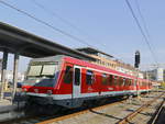 Ausfahrt 928 470 mit 628 470 aus dem Bahnhof Lebach am 19.