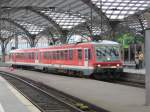 Am 23.06.2007 fhrt 628 497 als RB 30 nach Neuss in den Klner Hbf ein.