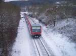 628 491 und ein weiterer 628 sind am 02.01.04 als Doppeltraktion auf der Eifelstrecke bei Httingen unterwegs.