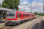 628 573 stand am 19.9.17 in Crailsheim neben der Bahnsteigunterführung für die Fahrt nach Ulm bereit.