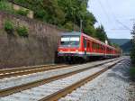 628 283 und 628 212 sind als RB Ludwigshafen BASF Nord - Kaiserslautern am 29.08.2011 bei Lambrecht