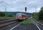 Aus Bad Friedrichshall-Jagstfeld kommend fhrt hier der 628 622 in Neckarelz auf Gleis 1 ein.