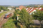 Am 28.08.2019 verlässt 642 221 als RB nach Wertheim den Bahnhof Bad Mergentheim.