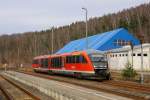 In Zeulenroda unt Bf wartet 642 003 auf die Rckfahrt Richtung Gera. (12.02.2011)