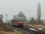 Auf der KBS 334 fhrt 642 670 als RB 27918 von Dessau nach Aschersleben, hier zwischen den Haltepunkten Dessau-Alten und Dessau-Mosigkau.