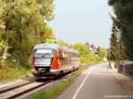 642 074 rollt am 6.5.13 im straenbahnhnlichen Abschnitt durch Roth und wird gleich den Haltepunkt Lohgarten-Roth erreichen.