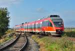 644 538 RB23 von Euskirchen nach Bonn in der Nhe von Rheinbach. Fotostelle ist neben deaktiviertem  NATO-Gleis , ehemaliges Spritlager - 10.10.2011