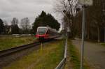 Nachschuß auf den 644 530 der hier gerade in Paffendorf an den Bahnsteig des HP heran fährt.