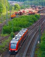 Ein LINT 41 mal von oben - 648 208 als RB 95 (Sieg-Dill-Bahn) fhrt am 30.05.2012 von Betzdorf (Sieg) weiter in Richtung Au (Sieg).