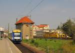 HEX VT 809 als HEX 80936 nach Halberstadt, am 22.08.2013 neben dem Stellwerk Hg 16 in Halle (S) Hbf.