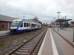 VT 811 des Harz Elbe Express im Bahnhof von Oschersleben am 25.12.2013 auf dem Weg nach Magdeburg HBF